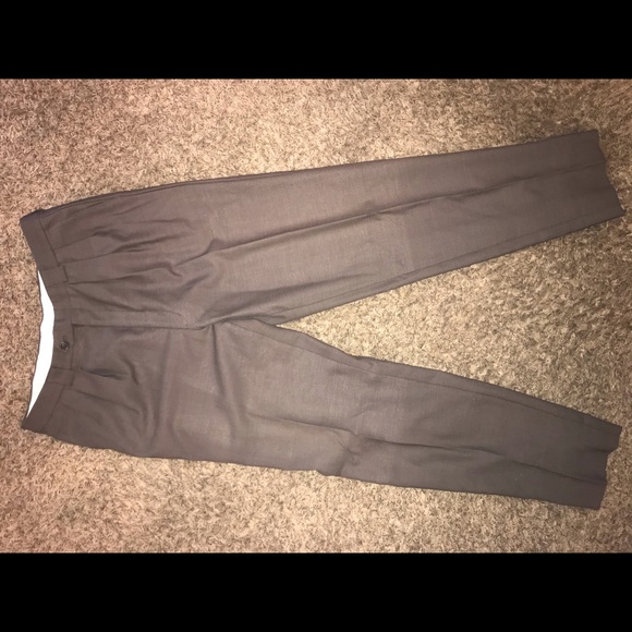 🔴 (2) Armani suits 🔴 - Picture 6 of 6